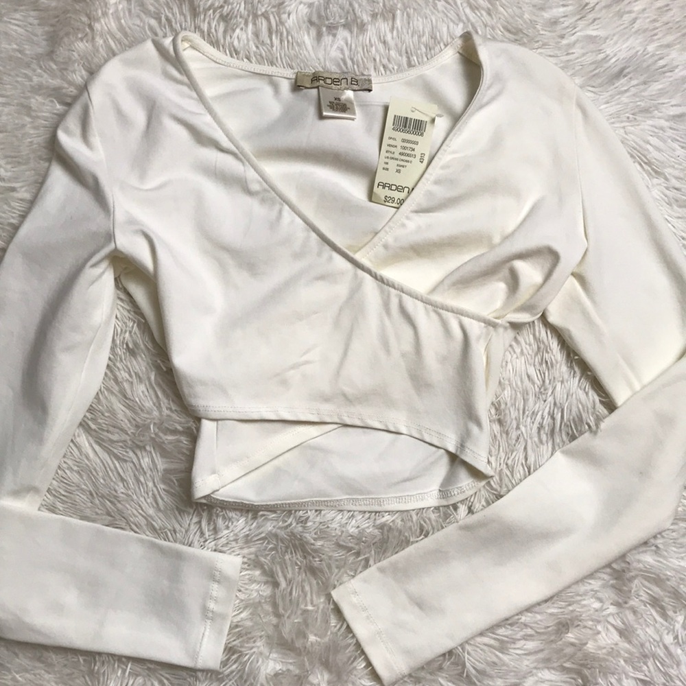 🎉Sale🎊 Arden B. Crop Top - Picture 5 of 14